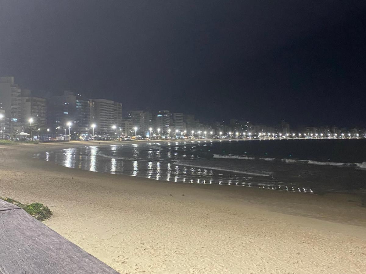 Suite Mar 210 - Economica E Compacta - Praia Do Morro - Predio Frente Mar Com Elevador, Atravessou A Avenida, Ja Esta Na Praia - Garagem - Internet Guarapari Dış mekan fotoğraf