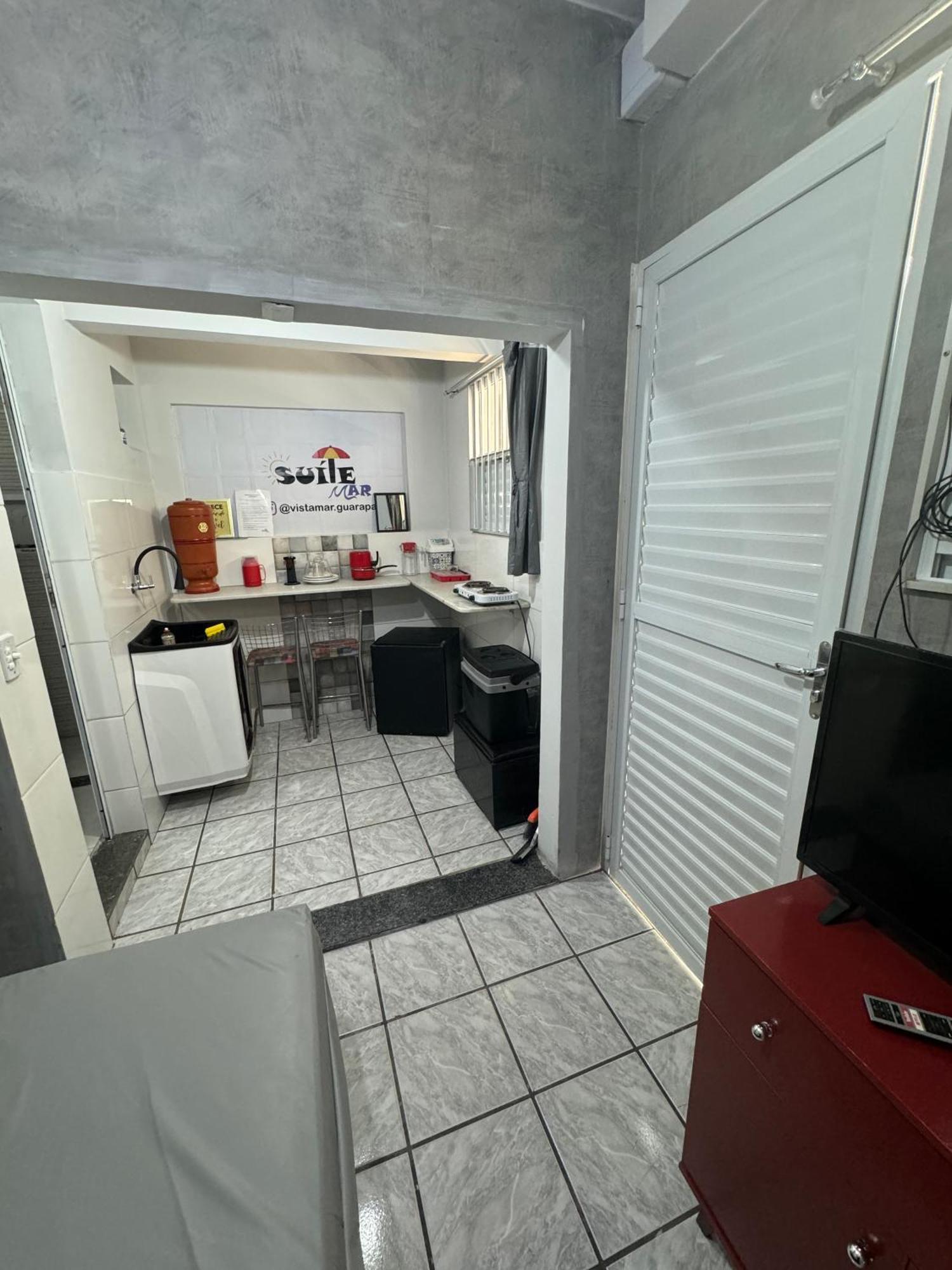 Suite Mar 210 - Economica E Compacta - Praia Do Morro - Predio Frente Mar Com Elevador, Atravessou A Avenida, Ja Esta Na Praia - Garagem - Internet Guarapari Dış mekan fotoğraf